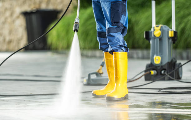 Best Pressure Washing Driveway  in Fairview, CA